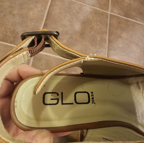 GLO JEAN'S - Picture 6 of 7